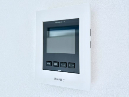 ���̑����ρ@�K��҂���ڂł킩����S�̂s�u���j�^�[�t���C���^�[�z���B 