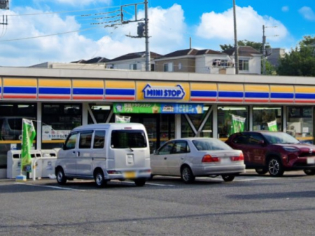 ���ӊ��@�R���r�j 600m �~�j�X�g�b�v �a���I�����s�b�N�ʂ�X