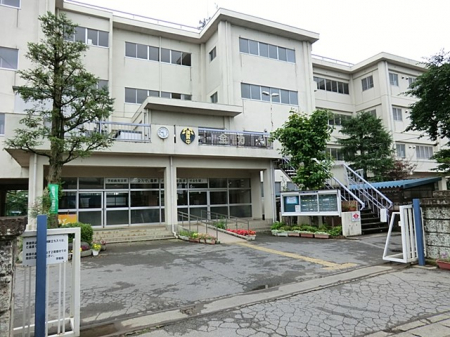 ���ӊ��@���w�Z 750m �{�㒬���{�ꒆ�w�Z