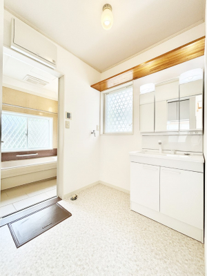 ���ʑ�E���ʏ��@������������ʉ��ώ��Œ��̐g�x�x�����K