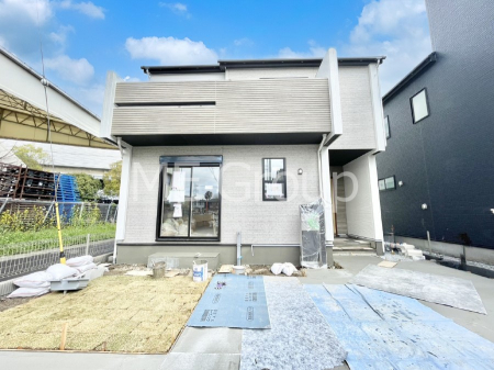 ���n�O�ώʐ^�@�������ꂽ�O�ρA�㎿�ȏZ��Ԃ��L���鎺���͉i�����S���ĉ߂�����Z���ł��B 