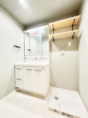 ���ʑ�E���ʏ��@������������ʉ��ώ��Œ��̐g�x�x�����K