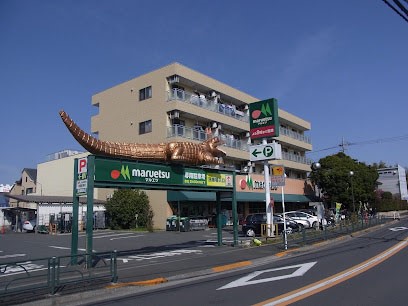 ���ӊ��@�X�[�p�[ 800m �}���G�c �l�t�X