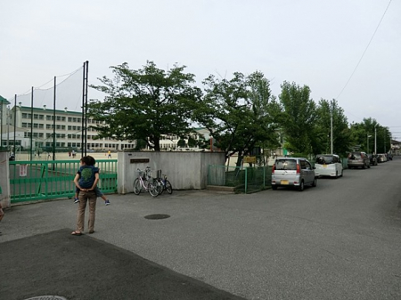 ���ӊ��@���w�Z 500m �t�����s�����㏬�w�Z