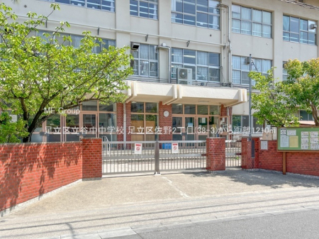 ���ӊ��@���w�Z 1210m �����旧�J�����w�Z