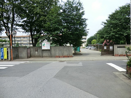 ���ӊ��@���w�Z 1630m �����s����l���w�Z