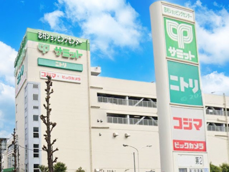 ���ӊ��@�V���b�s���O�Z���^�[ 900m �T�~�b�g�X�g�A-�u���X