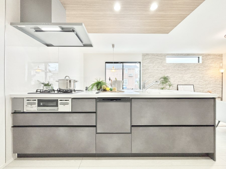 �L�b�`���@�������������I�ɁA�y�����I�V�X�e���L�b�`��  