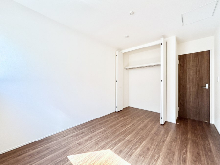 �q�������@�q�������ɂ��������߂Ȏ��[�X�y�[�X�����Ղ�̋���