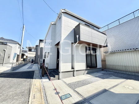 ���n�O�ώʐ^�@�����Ղ�̗z���ƊJ�����ɕ�܂�閾�邢�Z�܂�