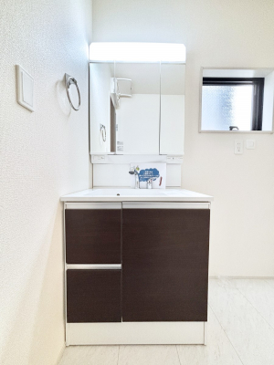 ���ʑ�E���ʏ��@�傫�����₷���O�ʋ��Ő�����������ʑ�́A�g�����Ȃ݃`�F�b�N�┧�̂������ɂ������߂ł��B 