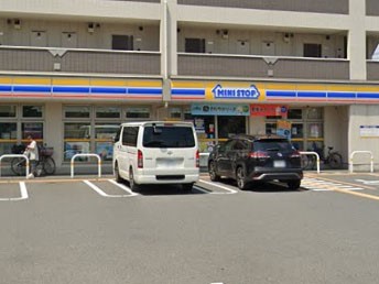 ���ӊ��@�R���r�j 400m �~�j�X�g�b�v �������R�Q���ړX