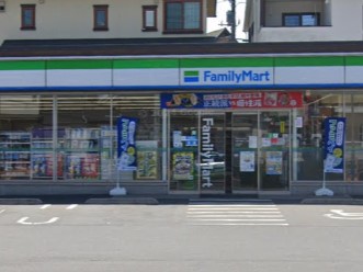 ���ӊ��@�R���r�j 800m �t�@�~���[�}�[�g ��z����g���񒚖ړX