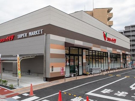 ���ӊ��@�X�[�p�[ 700m �R���f�B�C�C�_ ���ۖ؊ԓX