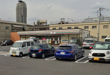 ���ӊ��@�R���r�j 300m �Z�u��-�C���u�� ��������R���ړX