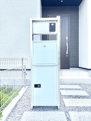 ���̑��@�V���v���f�U�C���̃|�X�g�B