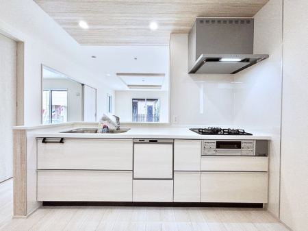 �L�b�`���@�������������I�ɁA�y�����I�V�X�e���L�b�`��  