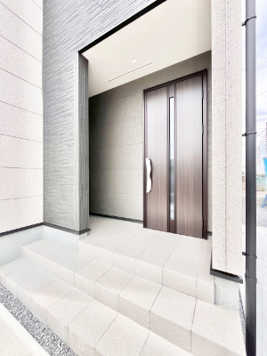 ���ց@���֑O�͉����t���ŉJ���~���Ă��Ă��G��ɂ����ł�