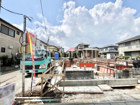 ���n�O�ώʐ^�@�����Ղ�̗z���ƊJ�����ɕ�܂�閾�邢�Z�܂�  