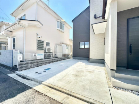 �@�����Ɍ������Ȃ����ԃX�y�[�X�B