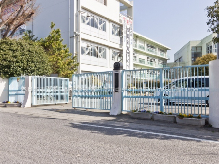 ���ӊ��@���w�Z 1450m �t�����s���t�������w�Z