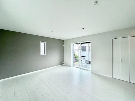 ���r���O�@�Ƒ��c���̎��Ԃ����������Ȃ��났�̃��r���O�_�C�j���O�B