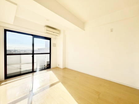 ���r���O�@�傫�ȑ����炽���Ղ�̗z���ƕ����������郊�r���O