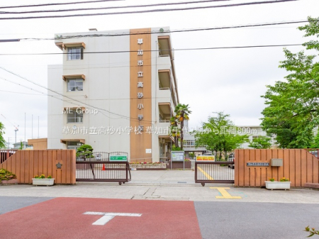 ���ӊ��@���w�Z 800m �����s���������w�Z