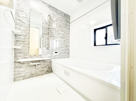 �����@����̔�������Ă���閾�邢�������̂���o�X���[��