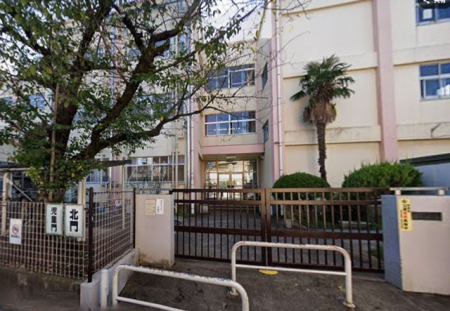 ���ӊ��@���w�Z 310m �����旧���������w�Z