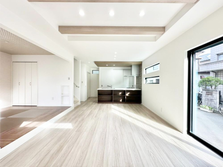 ���r���O�@�אڂ̘a�����J������΂���ɍL�X��Ԃ�  