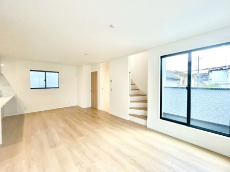 ���r���O�@���r���O�K�i���Ƒ��̏Ί�Ɖ�b���Ȃ��ł���܂�  