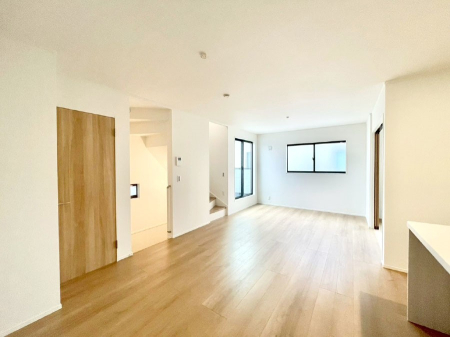 ���̑����ρ@���邢�z���������A�����̕��͋C�ɖ��������_�C�j���O�B   