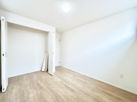 �q�������@�q�������ɂ��������߂Ȏ��[�X�y�[�X�����Ղ�̋���