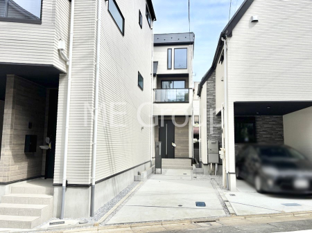 ���n�O�ώʐ^�@���܂����n�`�́A�ԓ��ɖʂ��Ă��炸�A�Â��Ńv���C�x�[�g���𖡂킦�闧�n�ł��B 