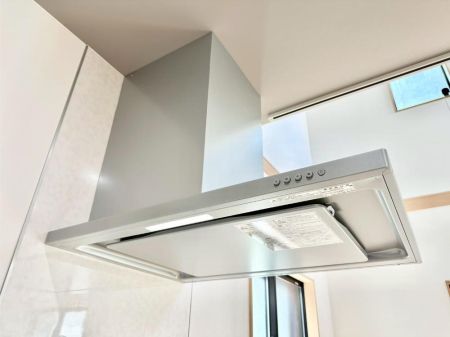 �@�����Ɍ������Ȃ����ԃX�y�[�X�B  