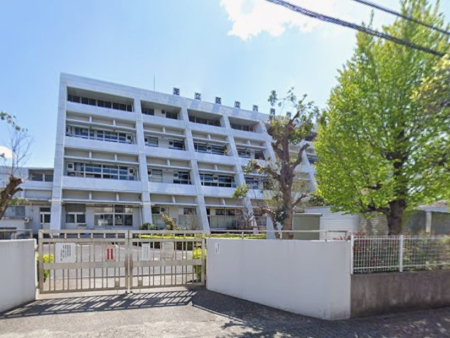 ���ӊ��@���w�Z 910m �����旧�Z�����w�Z