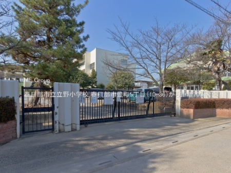 ���ӊ��@���w�Z 700m �t�����s�����쏬�w�Z