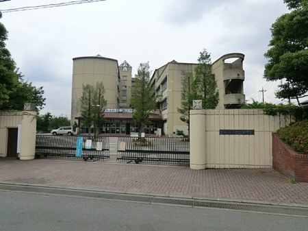 ���ӊ��@���w�Z 1500m �����s�����]���w�Z