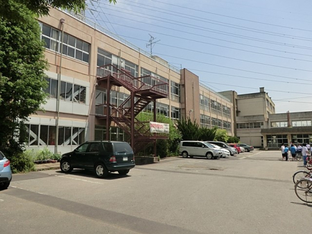 ���ӊ��@���w�Z 1400m �����s��������w�Z