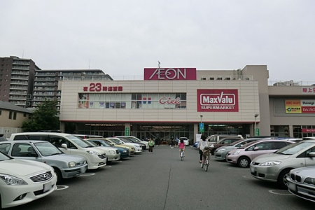 ���ӊ��@�V���b�s���O�Z���^�[ 1400m �C�I���^�E���c���ŋv��
