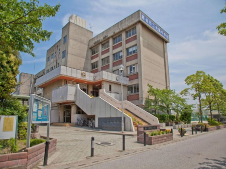 ���ӊ��@���w�Z 2000m �z�J�s�����z���w�Z