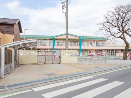 ���ӊ��@�c�t���E�ۈ牀 3050m �O�F������O�ۈ珊