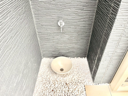 ���̑����ρ@�o���R�j�[����������΂��|�����y�X�ł��B    