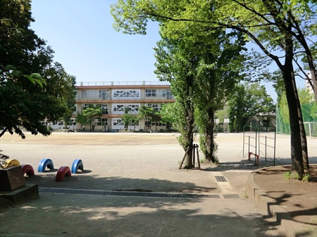 ���ӊ��@���w�Z 710m �����s���������w�Z