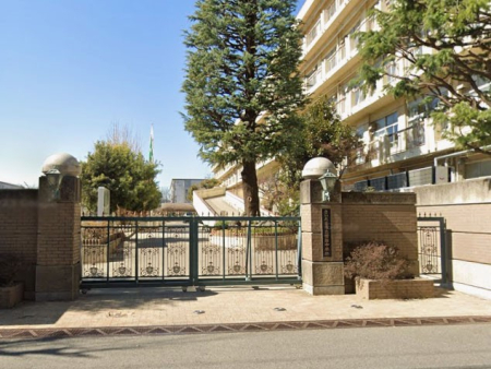 ���ӊ��@���w�Z 2401m �������܎s����Ւ��w�Z